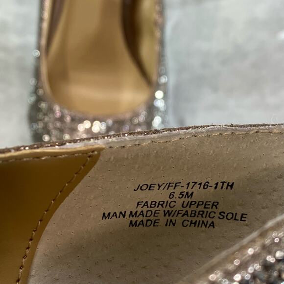 THALIA SODI Women's Pewter Bling Embellished Joey Pointed-Toe Platform Pumps - Picture 11 of 12